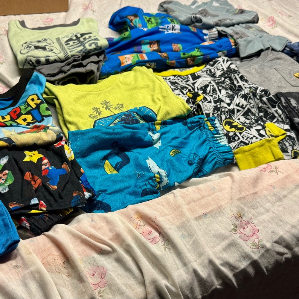 Boys 6 Pajama Lot
